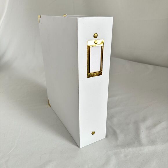 Theresa Collins Premade Scrapbook - White - Generic Theme - 3 Ring Style - Picture 3 of 10